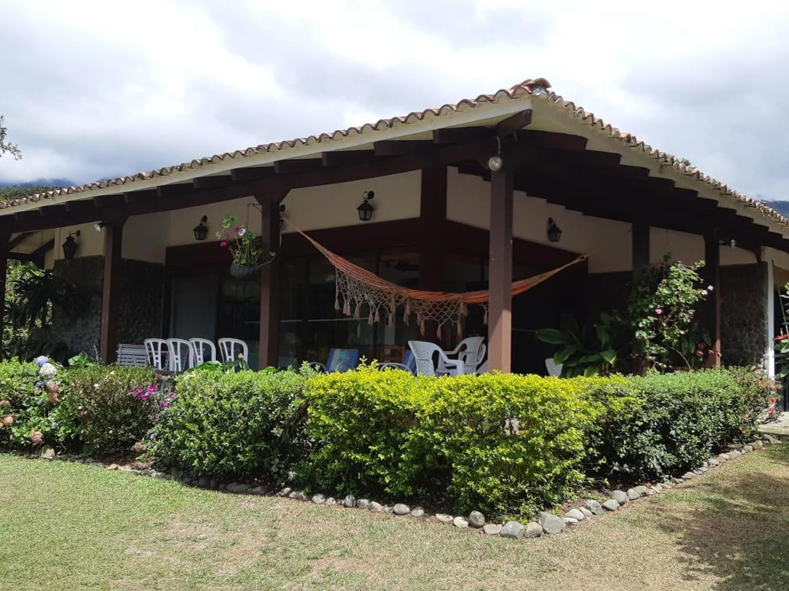 Finca Paraiso Calima Exterior photo